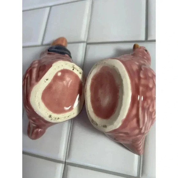 1950s Rooster Creamer And Hen Sugar Bowl Set In Pink and Black Glazed Pottery - Picture 11 of 12